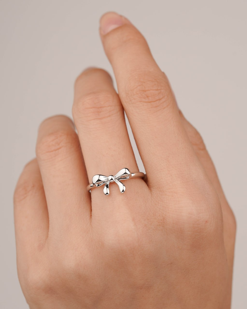 انگشتر مینیمال پاپیون برند ژوپینگ